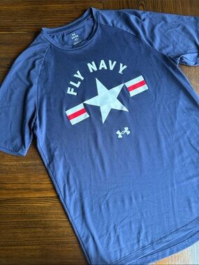 Men’s Under Armour Graphic 'Fly Navy' Tee - US Naval Academy (NAVY)